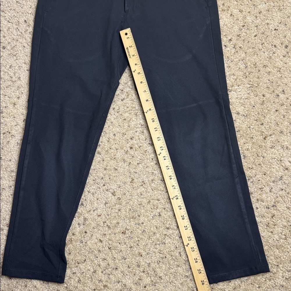 Lululemon men’s size 32 dark gray pants - Picture 2 of 7